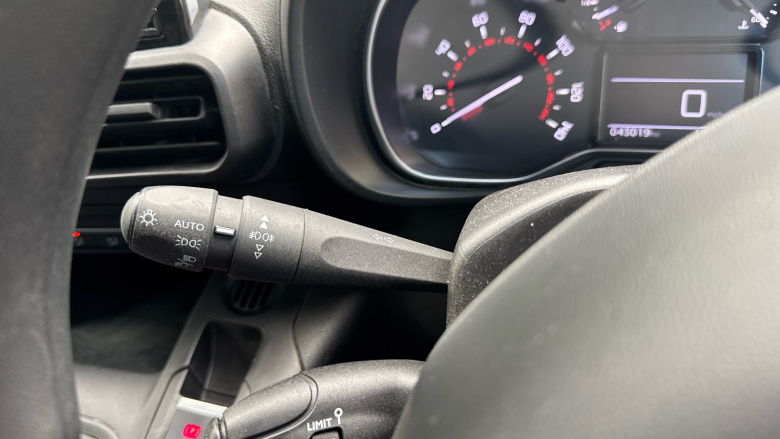 Citroen Berlingo M Diesel 1.5 BlueHDi 1000Kg Driver Pro 100ps [6 Speed]